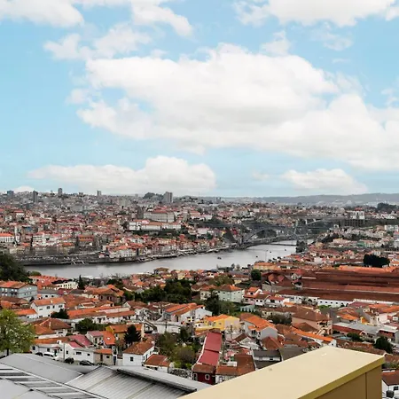 Apartment Hostwise - Modern With Rooftop Pool Vila Nova de Gaia