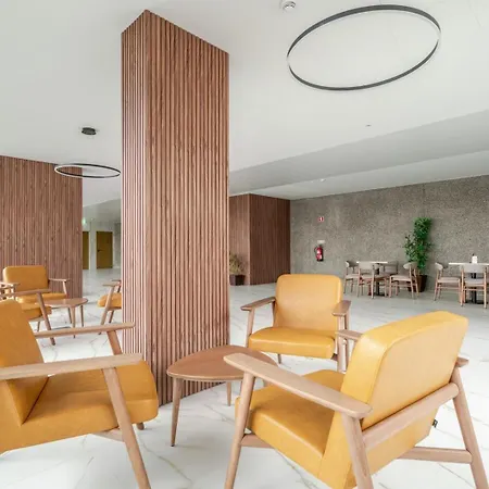 Hostwise - Modern With Rooftop Pool * Vila Nova de Gaia