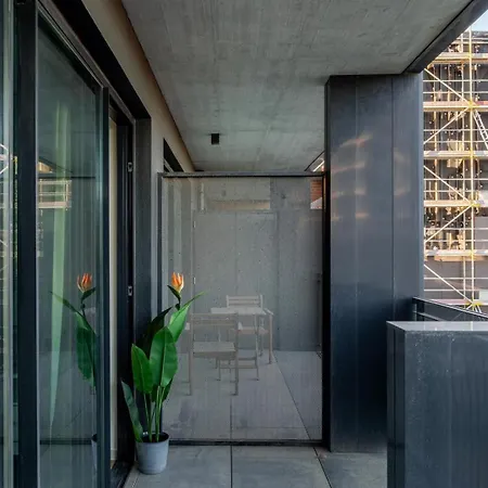 Hostwise - Modern With Rooftop Pool Lejlighed Vila Nova de Gaia